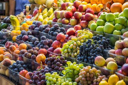 果农稳了市场稳 “水果自由”有保障 水果价格为何上涨?