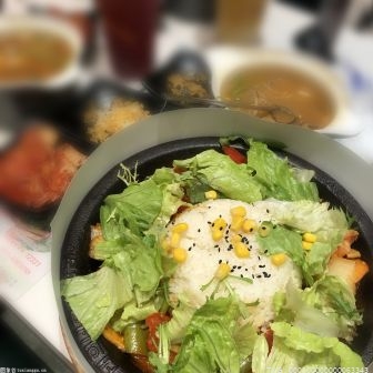 疫情之下郑州禁止堂食 “预制菜”“外卖包桌”是否会成为市民年夜饭首选?