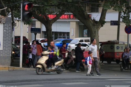 杭州为物资运输车辆开辟“绿色”通道 保障疫情防控工作的民生底线